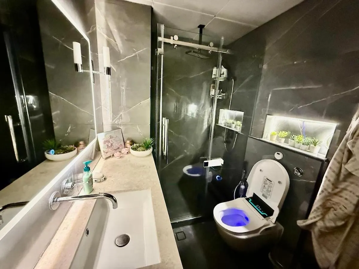 Oceana Residences Holiday Beach Home Dubai
