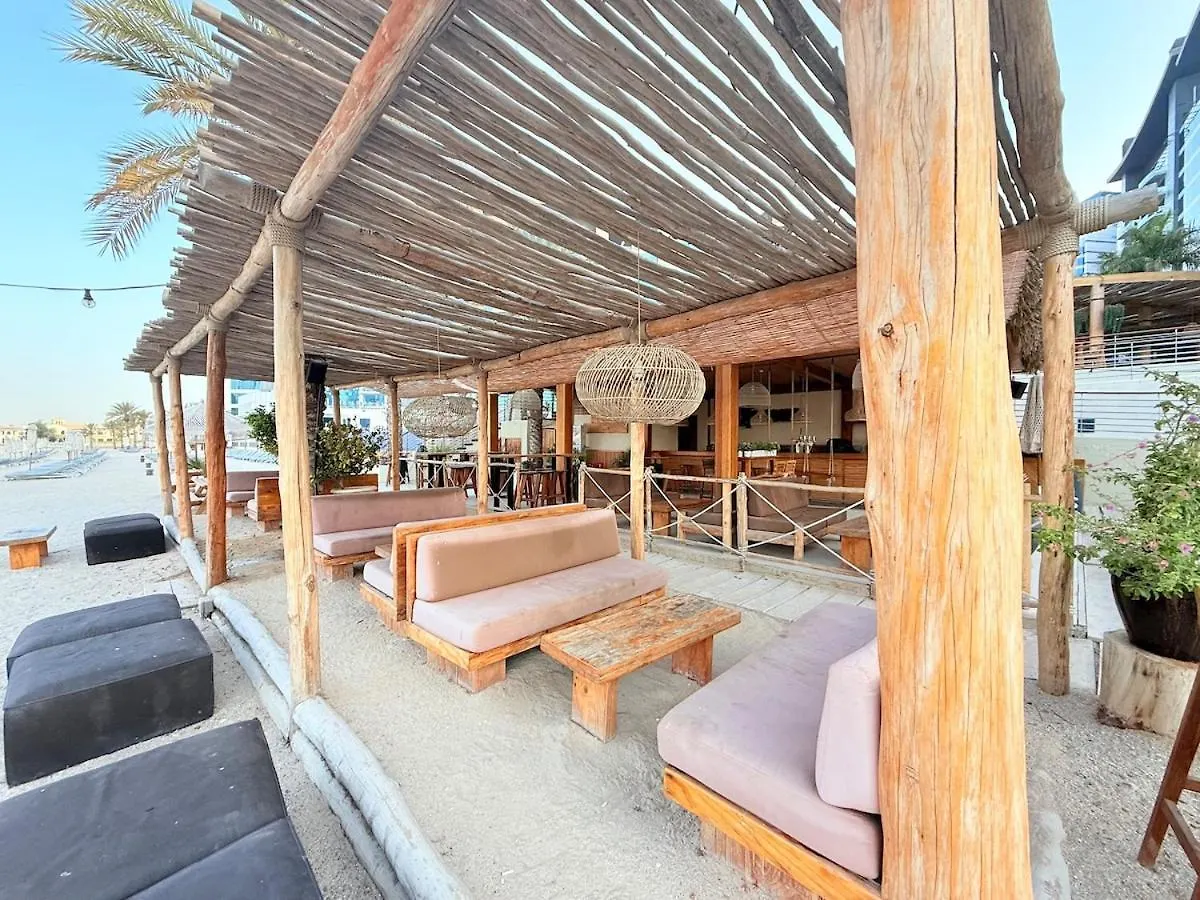 Casa vacanze Oceana Residences Holiday Beach Home Dubai